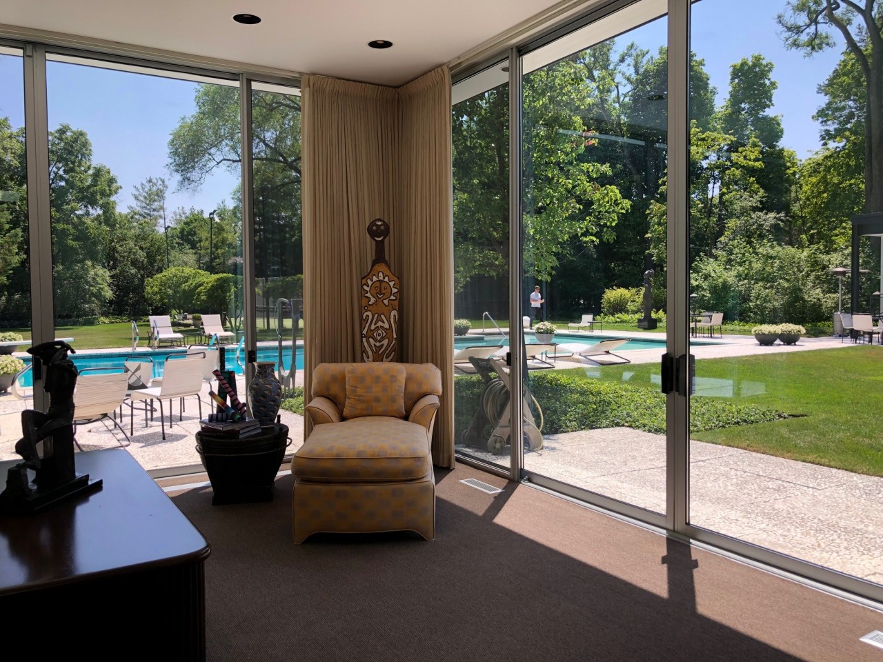 Incredible, iconic steel & glass MCM home designed by Tony Grunsfeld in Northfield, IL