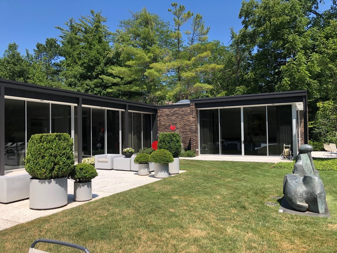 Incredible, iconic steel & glass MCM home designed by Tony Grunsfeld in Northfield, IL